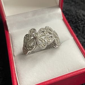 Lia Sophia Abloom Ring